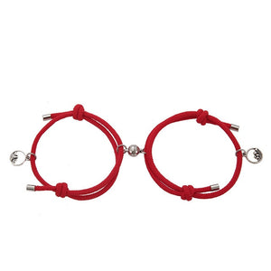 2pcs Couple Magnet Attract Each Other Creative Personality Couple Bracelet Men and Women Charm Girl Bracelet Jewelry Lover Gift