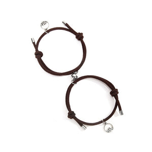 2pcs Couple Magnet Attract Each Other Creative Personality Couple Bracelet Men and Women Charm Girl Bracelet Jewelry Lover Gift