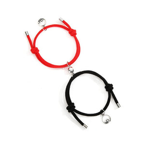 2pcs Couple Magnet Attract Each Other Creative Personality Couple Bracelet Men and Women Charm Girl Bracelet Jewelry Lover Gift